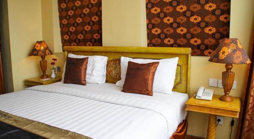 Amos Cozy Hotel Melawai Jakarta Exterior photo