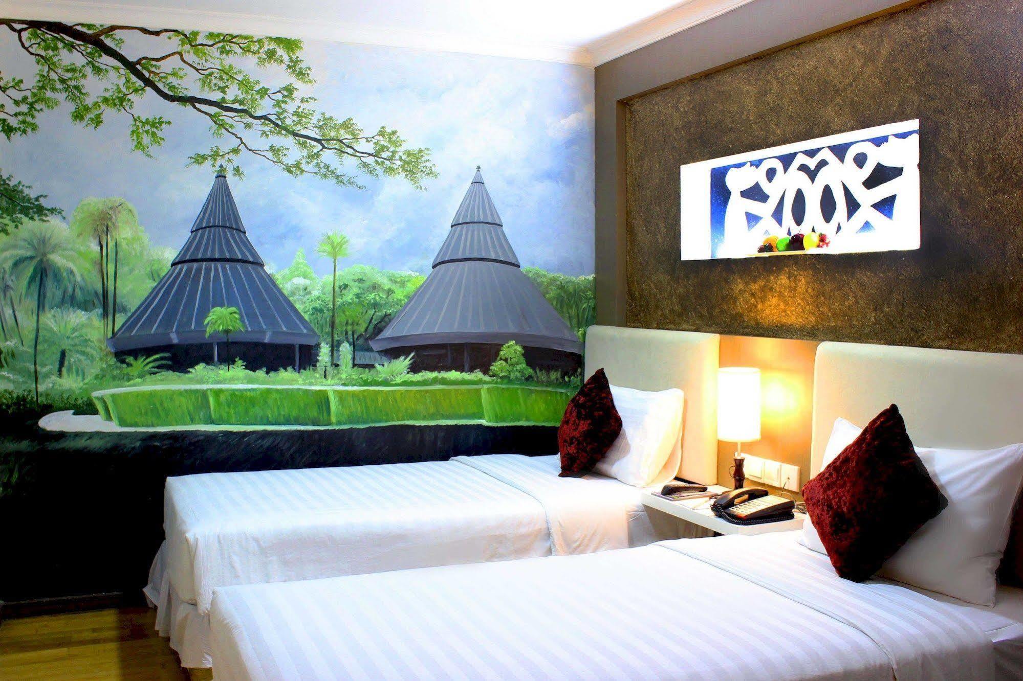 Amos Cozy Hotel Melawai Jakarta Exterior photo